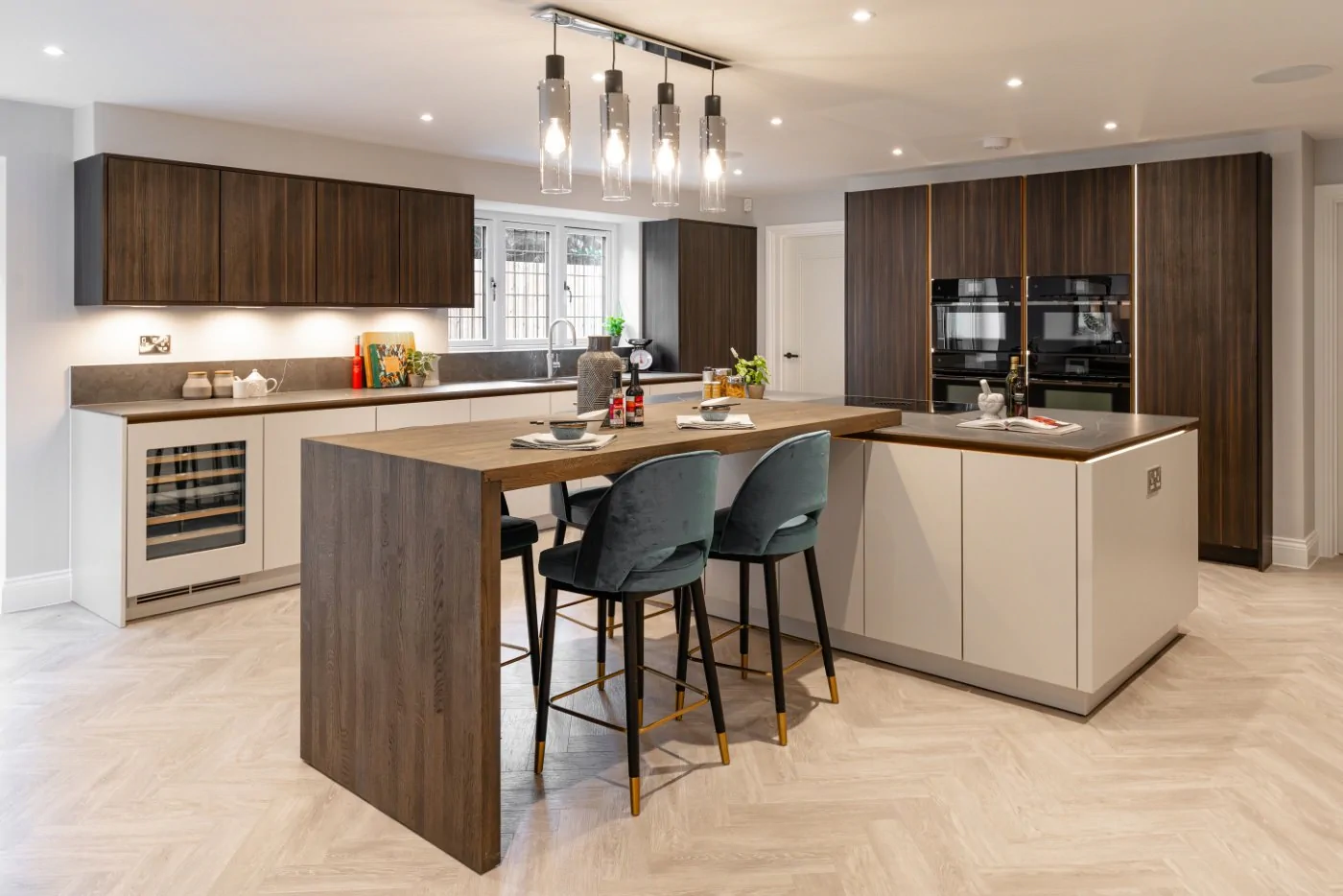 2 Bushwood Close LR - by Frame Studio 08098